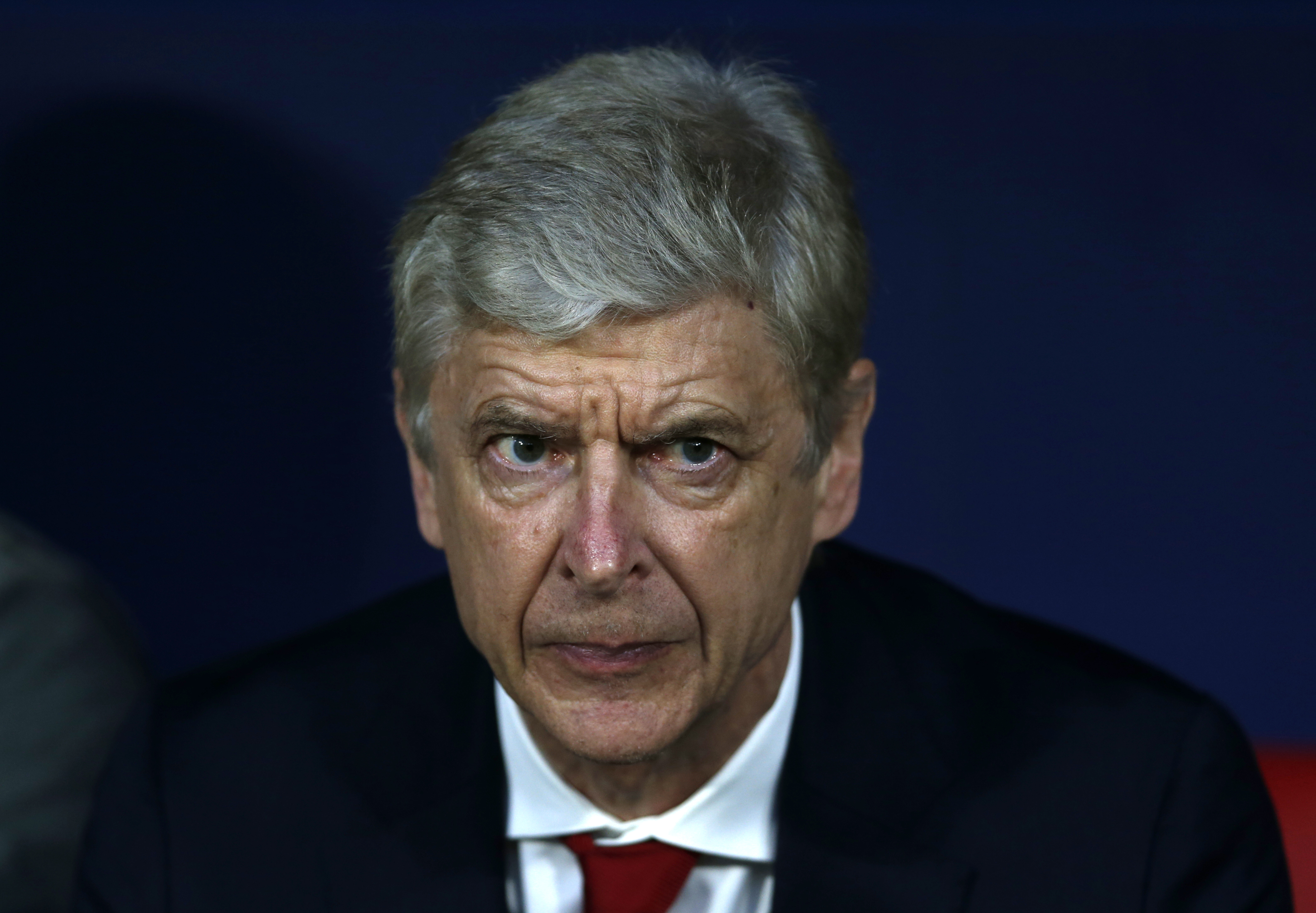 arsene Wenger sa rozlúči s Arsenalom bez trofeje