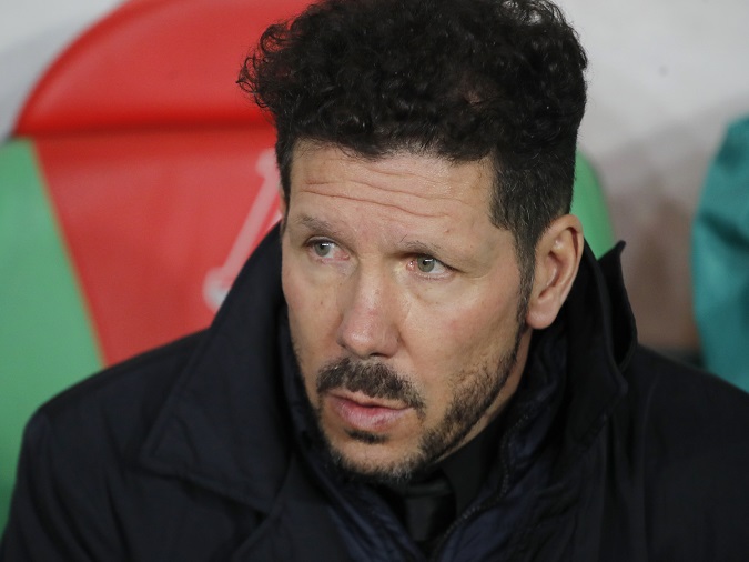 Diego Simeone vo finále na lavičke nebude