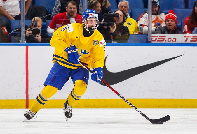 Jednotkou draftu zámorskej NHL sa stal švédsky obranca Rasmus Dahlin