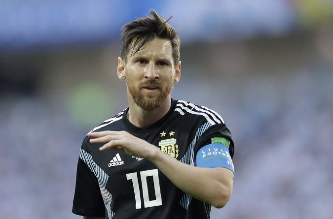 Lionel Messi nepremenil penaltu a Argentína remizovala s Islandom