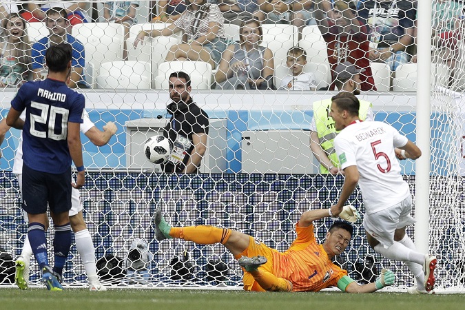 Japonci postúpili do osemfinále MS napriek prehre s Poľskom