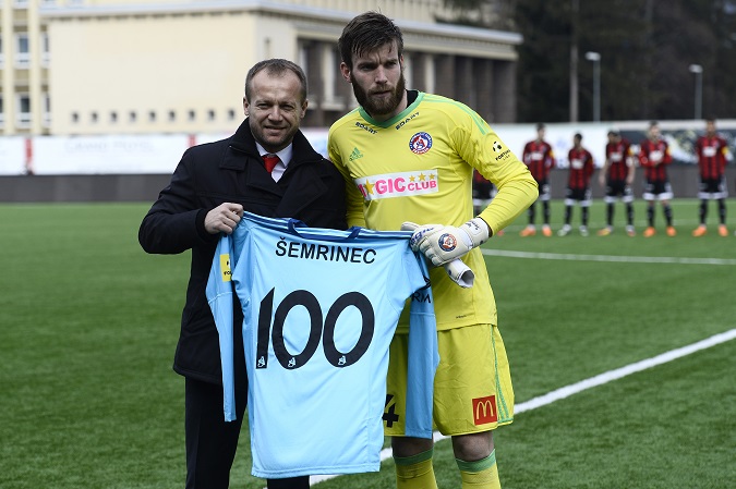 Igor Šemrinec bude v kariére pokračovať v drese AS Trenčín