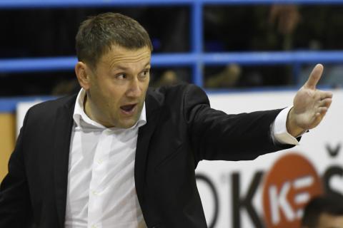 Tréner KB Košice Miljan Čurovič