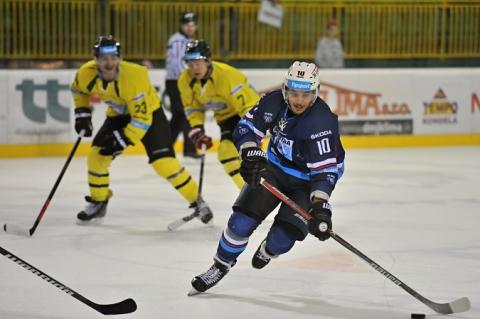 Filip Bajtek sa stal posilou HC Nové Zámky