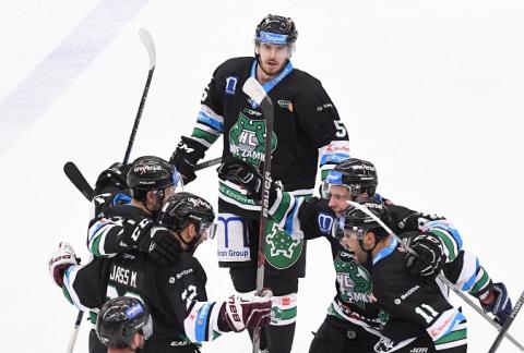 Hokejistov HC Nové Zámky posilnia bratia Henrich a Jakub Ručkayovci