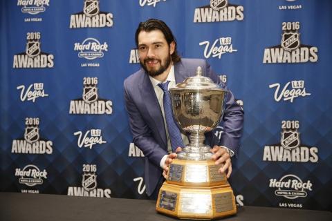 Drew Doughty súhlasil s predĺžením zmluvy s Los Angeles Kings o osem rokov