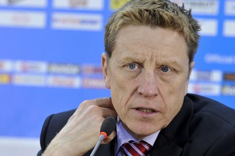 Glen Hanlon povedie maďarský tím DVTK Jegesmedvék Miškovec