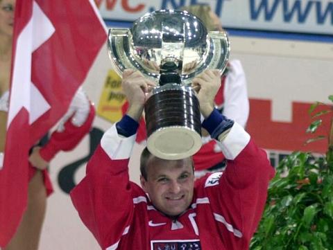 Asistentom trénera českej hokejovej reprezentácie Miloša Říhu bude Robert Reichel