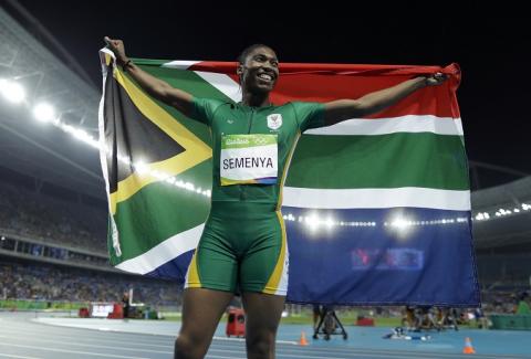 Caster Semenyaová nesúhlasí s novými atletickými pravidlami