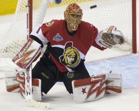 Bývalý hokejový brankár v zámorskej NHL Ray Emery zomrel