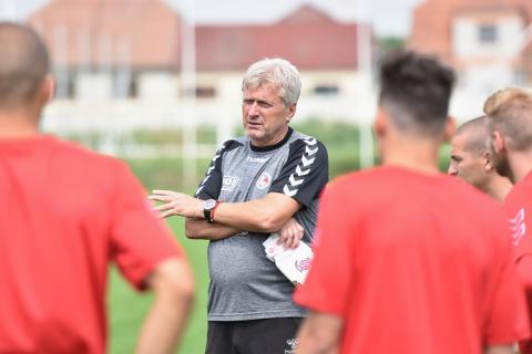 Senica ukončila po vzájomnej dohode spoluprácu s dlhoročným trénerom brankárov Miroslavom Mentelom